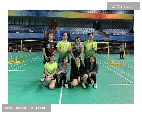 武汉羽毛球队与深圳羽毛球队耐力较量赛后深度分析与反思 武汉羽毛球队与深圳羽毛球队耐力较量赛后深度分析与反思